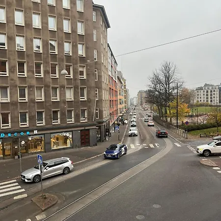 Charming & Cozy In Downtown Apartment *